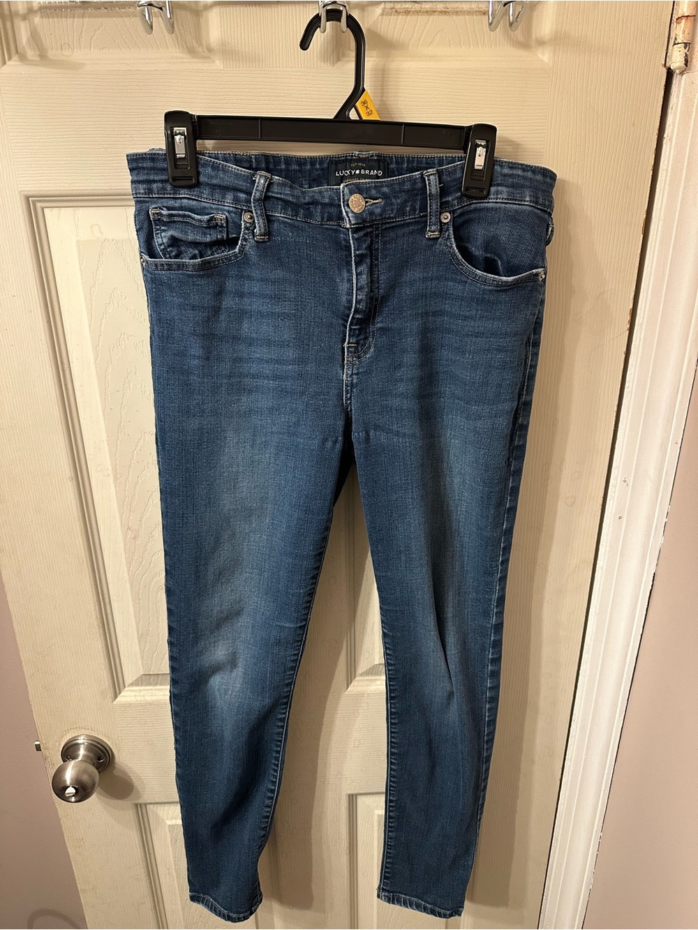 Lucky Brand Medium Wash Skinny Jeans - Blue
